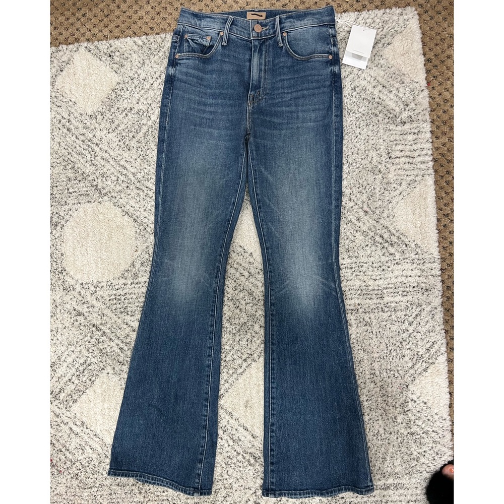 NWT Mother Weekender Flare Crop Love Bombs Medium Wash Jeans 25